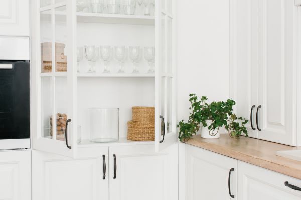Glass Cabinet Replacement in Kaufman