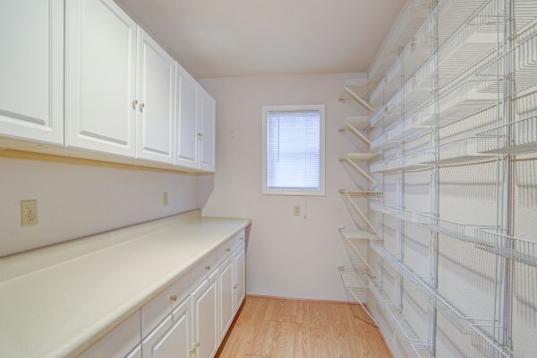 Pantry Repair in Kaufman